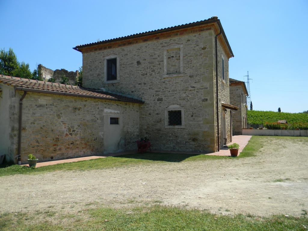 Villa Agriturismo Podere La Selva Serre Di Rapolano Exterior foto